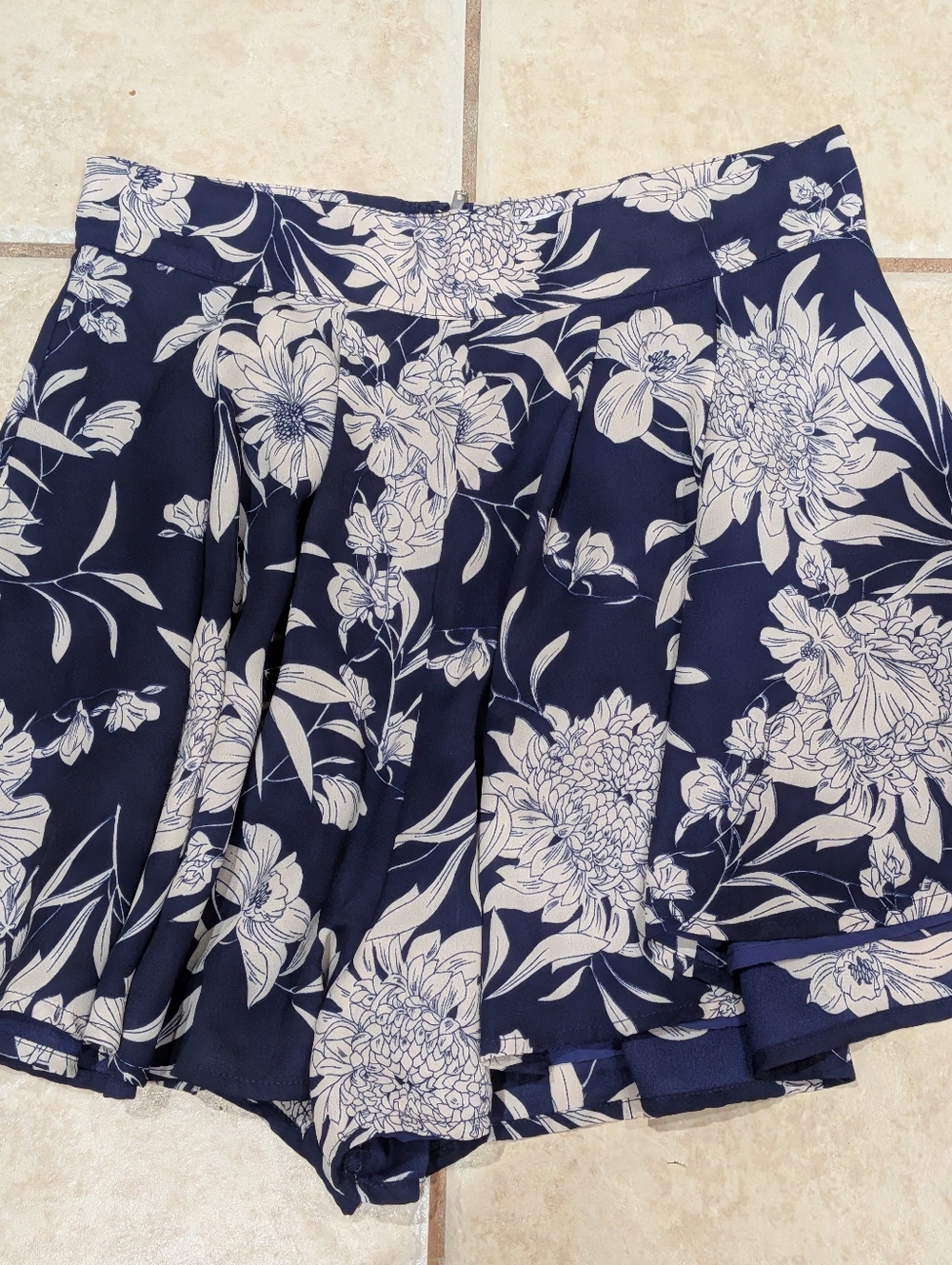 L’Atiste by Amy Floral Skort Skirt Size Small